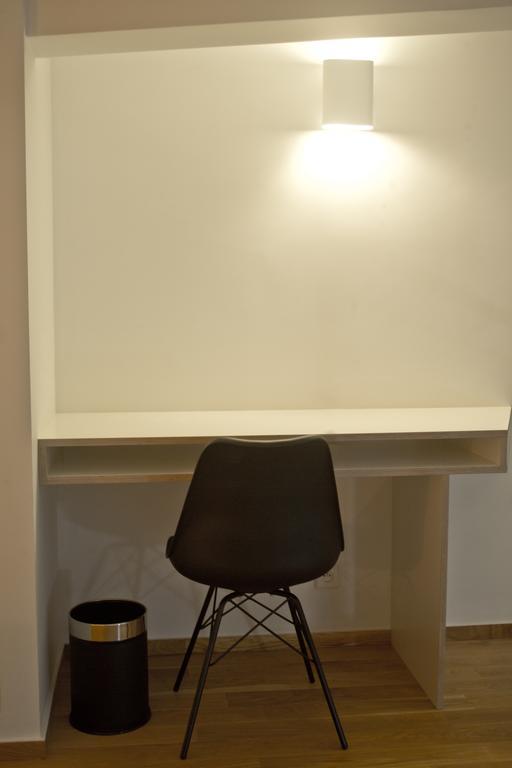 Chez Vous - Marguerite Et Emile Apartment Париж Екстериор снимка